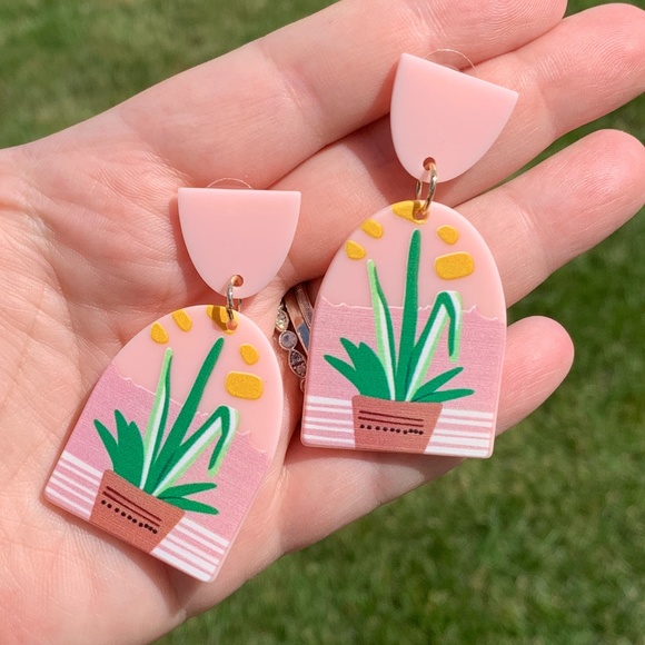 janets_boutique Jewelry - Pauline Pink Printed Plant Earrings